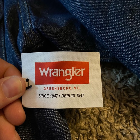 Mens Wrangler Shacket - Picture 6 of 7